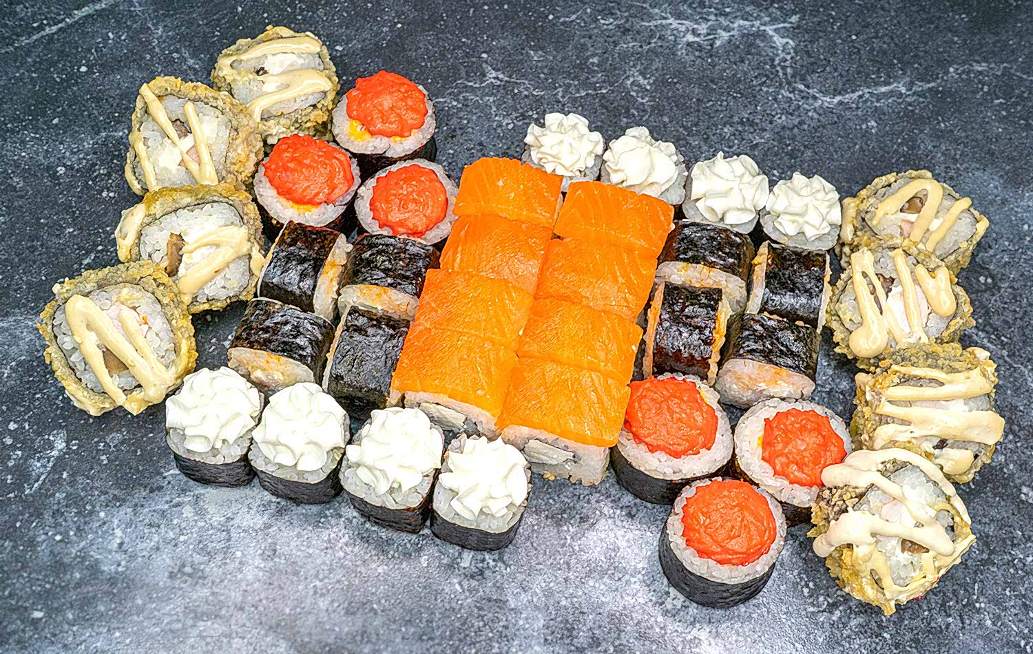 Сет Европа(5) 1кг Фила мини,тори лайт,Запеч калиф,хосом с кревет спайс,каппа с сыром