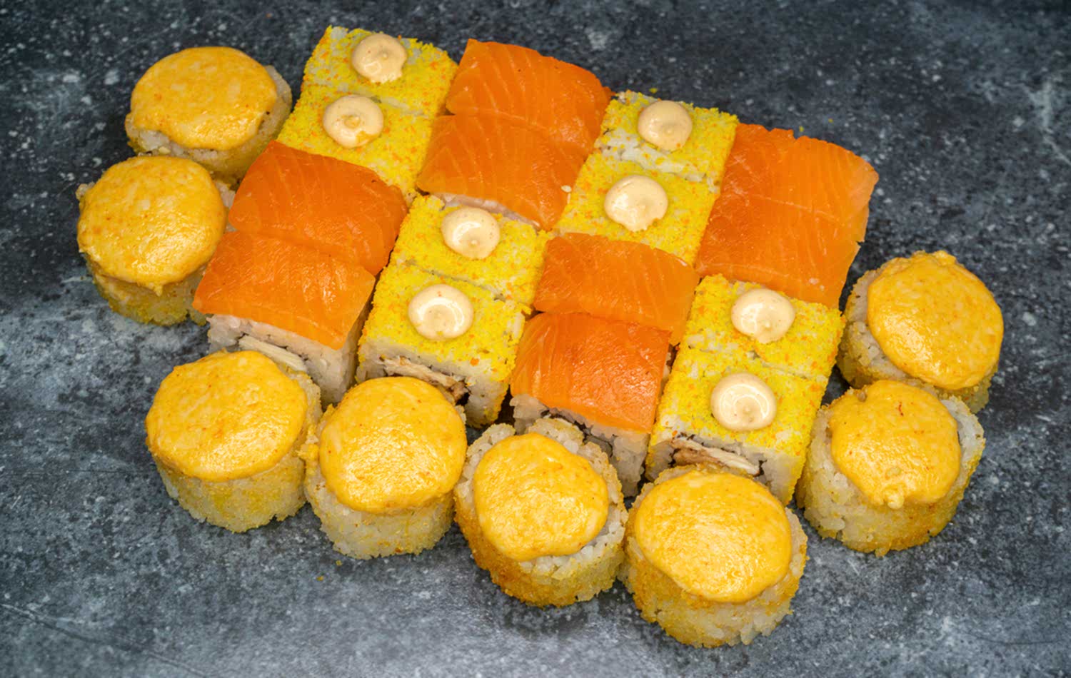 Сет Хокку(3) 700г Филадельфия мини акито, чикен хот.